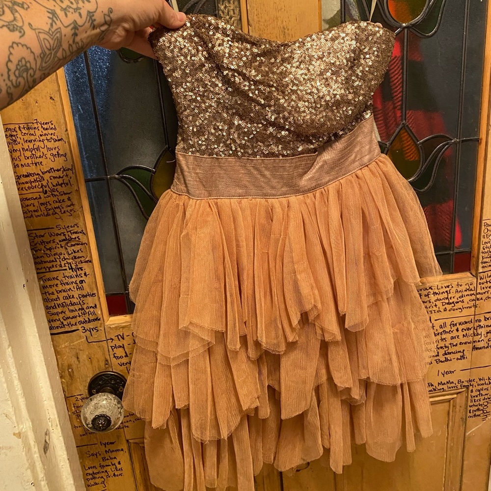 Strapless dress